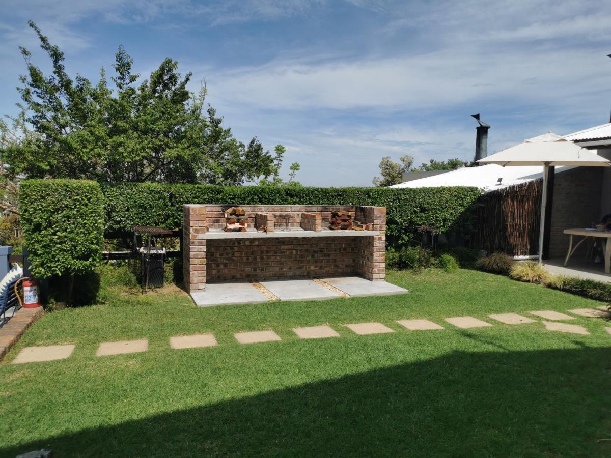 A Hilltop Country Retreat Swellendam Exterior foto